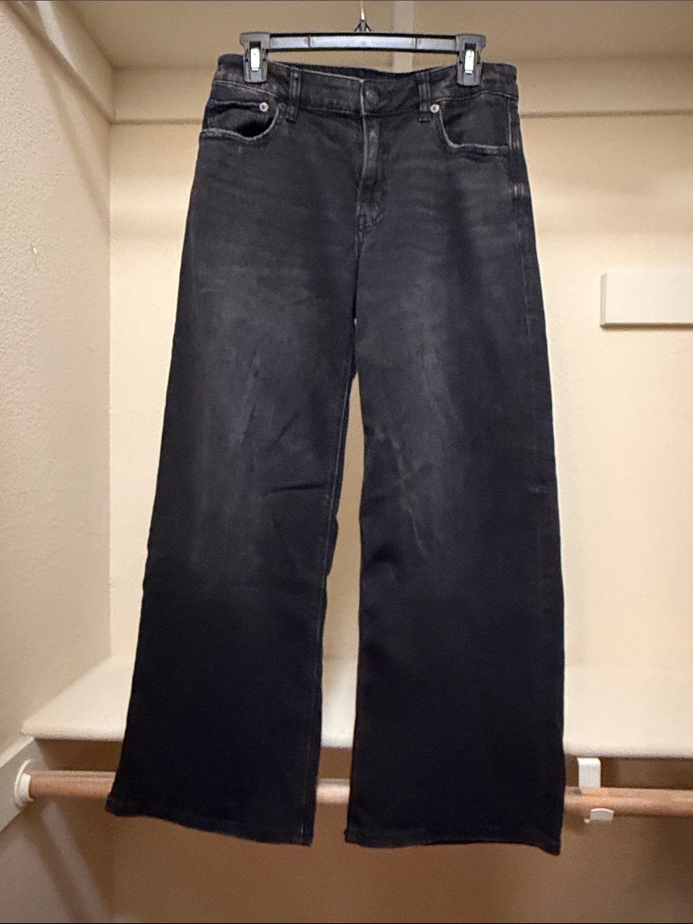 American Eagle Low Rise Wide Leg Black Jeans